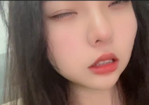 小卉君ASMR作品集:美艳小妈沉浸式飞机音效+角色扮演视频【18V+2VASMR+3A音频】