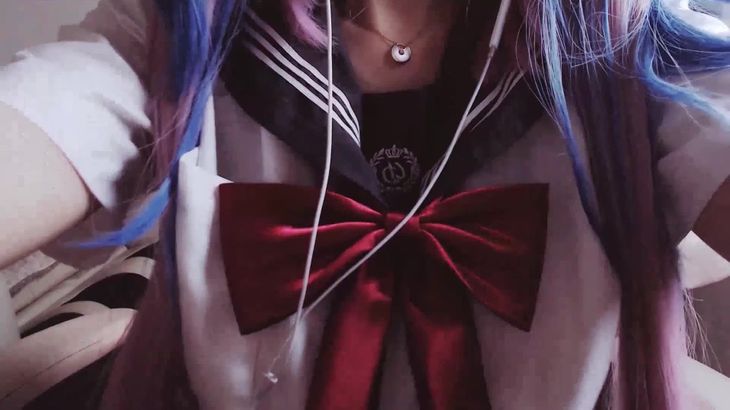 [Aki秋水ASMR]穿JK制服のVR女友~3D摸眼 手势 结尾彩蛋 足控~