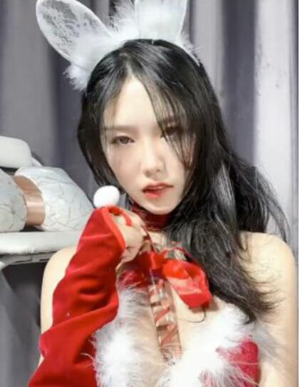 治愈系ASMR女神抖娘利世圣诞主题3部曲｜耳畔轻语与麋鹿铃铛的温柔邂逅 [3V 532M]