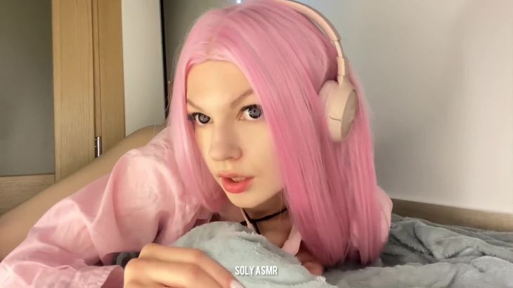 高颜值俄罗斯毛妹助眠，特有的舔耳真的绝了！52