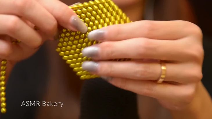 ASMR-Oddly-Satisfying-Triggers-(No-Talking)